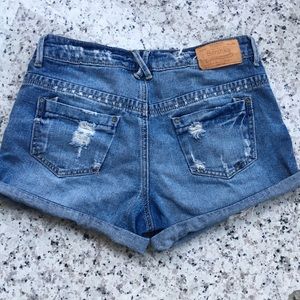 Bershka low waisted boyfriend jean shorts